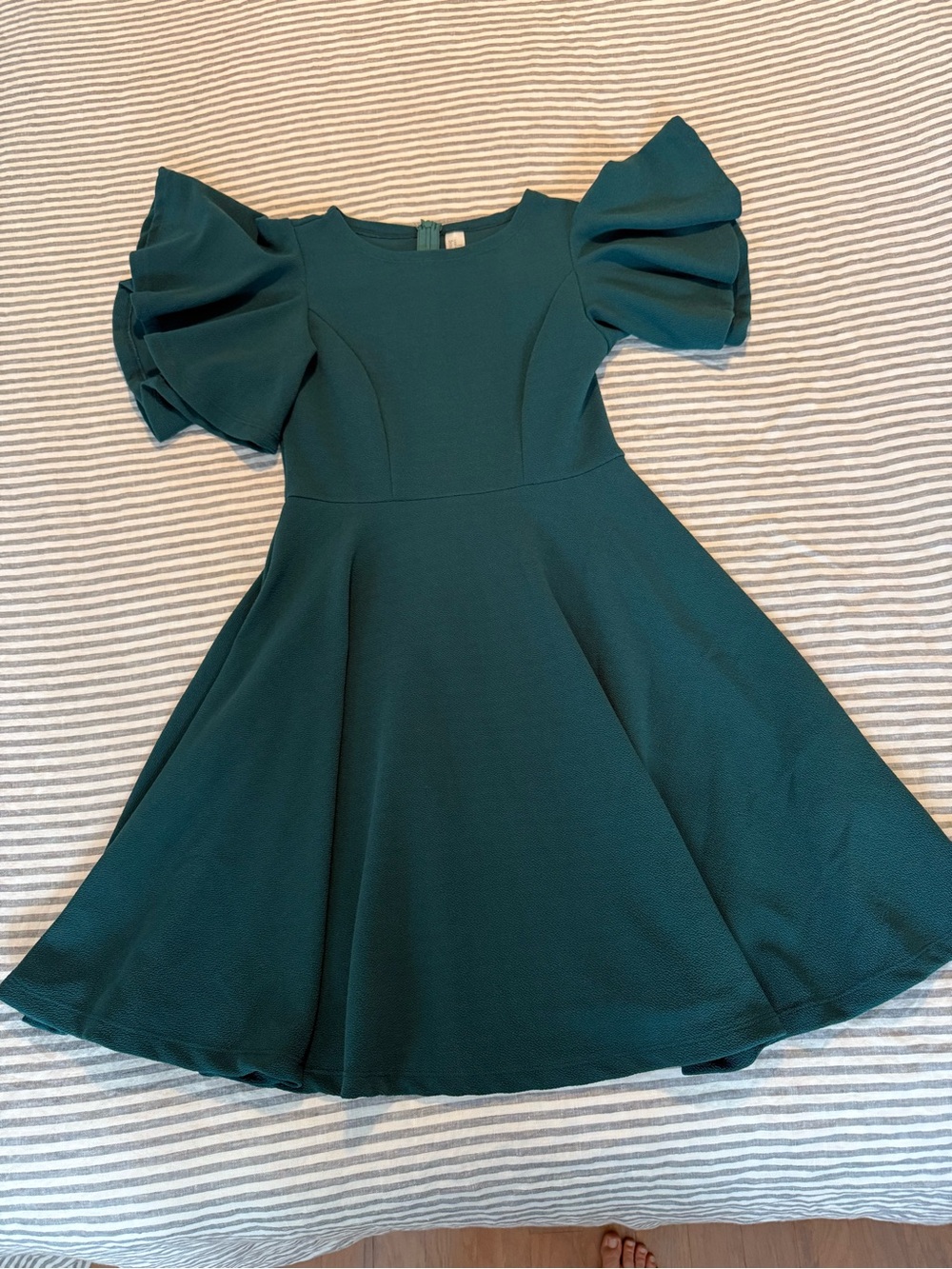 Emerald Green Puff-Sleeve Fit & Flare Dress